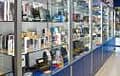 Scaffalature Self-Service con vetrine e mobiletti